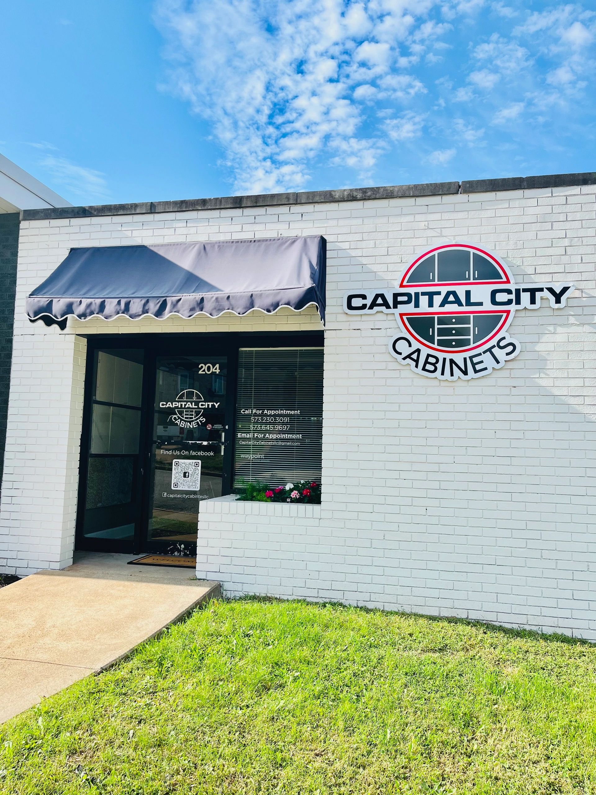 Capital City Cabinets showroom at 204 East Dunklin Street